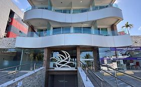 Terrazzas Flat, beira-mar em Manaíra